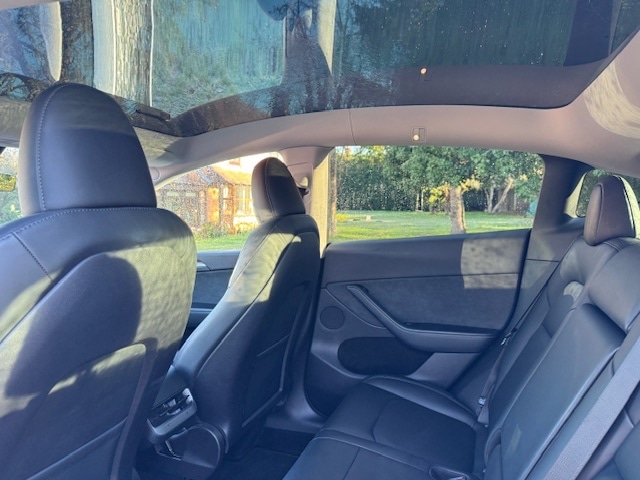 Used Tesla Model Y 2023 for sale - 76650693: Photo 7