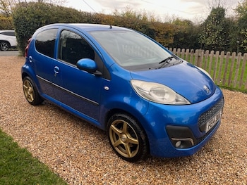 Used Peugeot 107 2014 for sale - 76477703: Photo