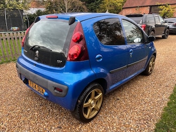 Used Peugeot 107 2014 for sale - 76477703: Photo