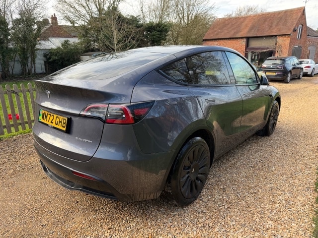Used Tesla Model Y 2023 for sale - 77718069: Photo 2