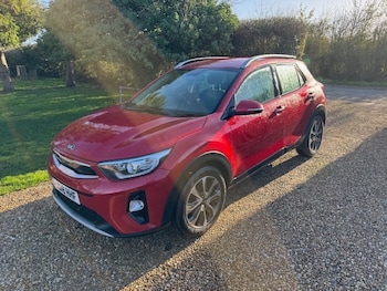 Used Kia Stonic 2018 for sale - 76599647: Photo