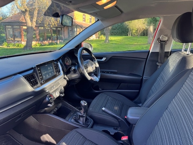 Used Kia Stonic 2018 for sale - 76599647: Photo 5