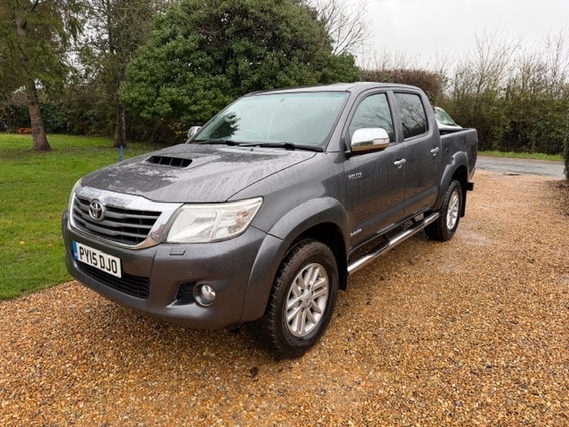Used Toyota Hilux 2015 for sale - 76808004: Photo 4