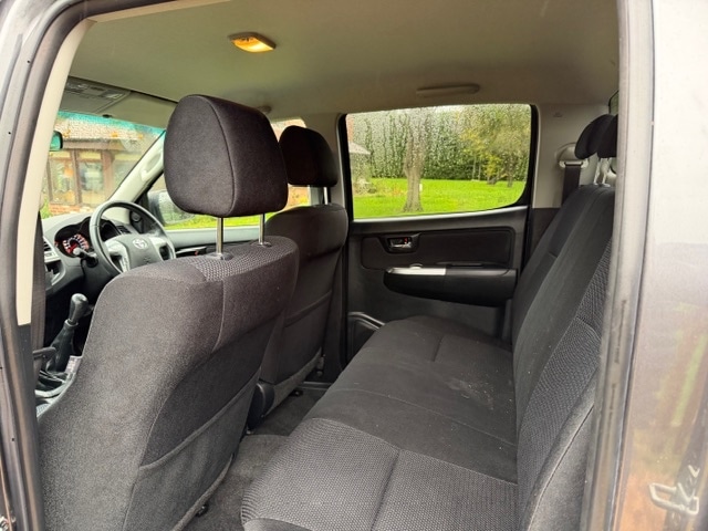 Used Toyota Hilux 2015 for sale - 76808004: Photo 6