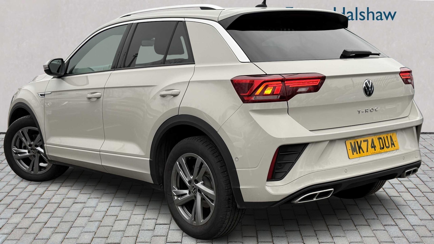 Used Volkswagen T-Roc for sale - 77857529: Photo 2