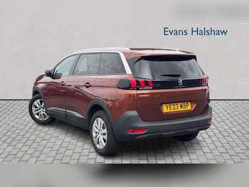 Used Peugeot 5008 2023 for sale - 79689538: Photo