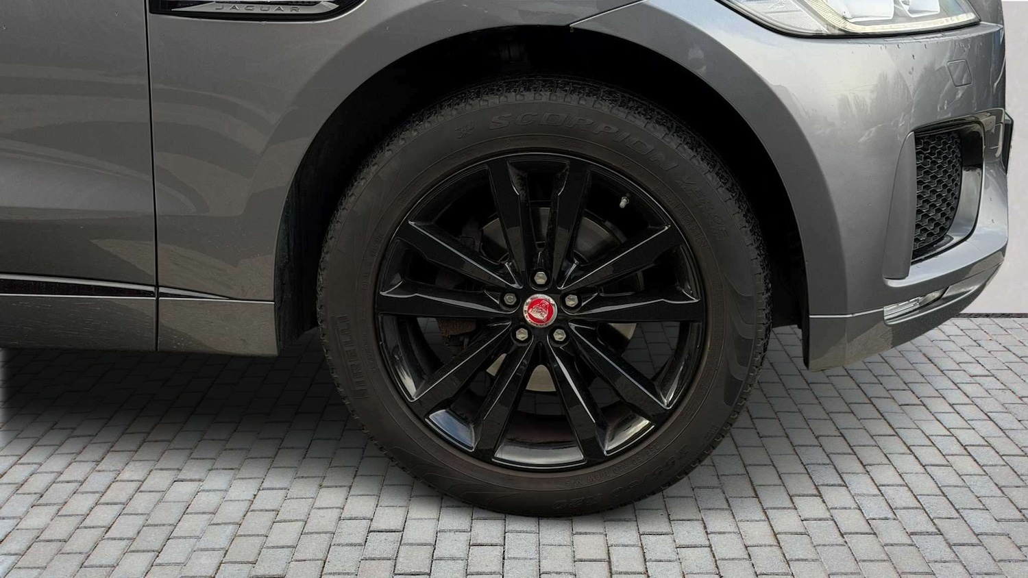 Used Jaguar F-Pace 2020 for sale - 77886109: Photo 6