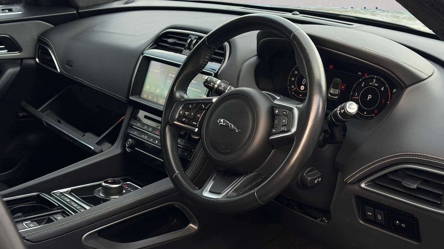 Used Jaguar F-Pace 2020 for sale - 77886109: Photo 7