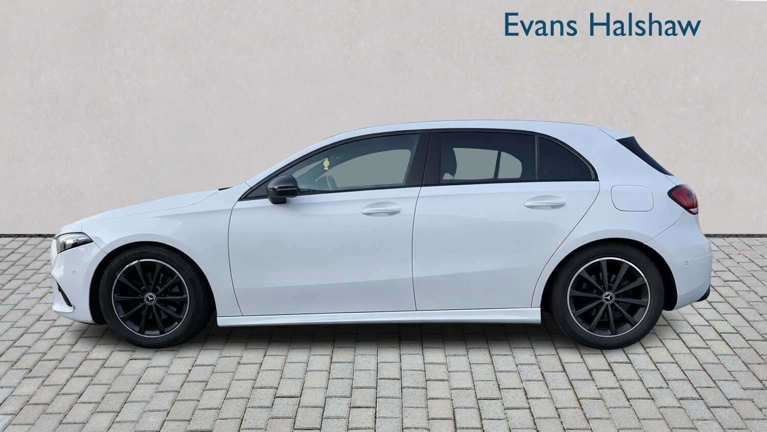 Used Mercedes-Benz A-Class 2018 for sale - 77979581: Photo 4