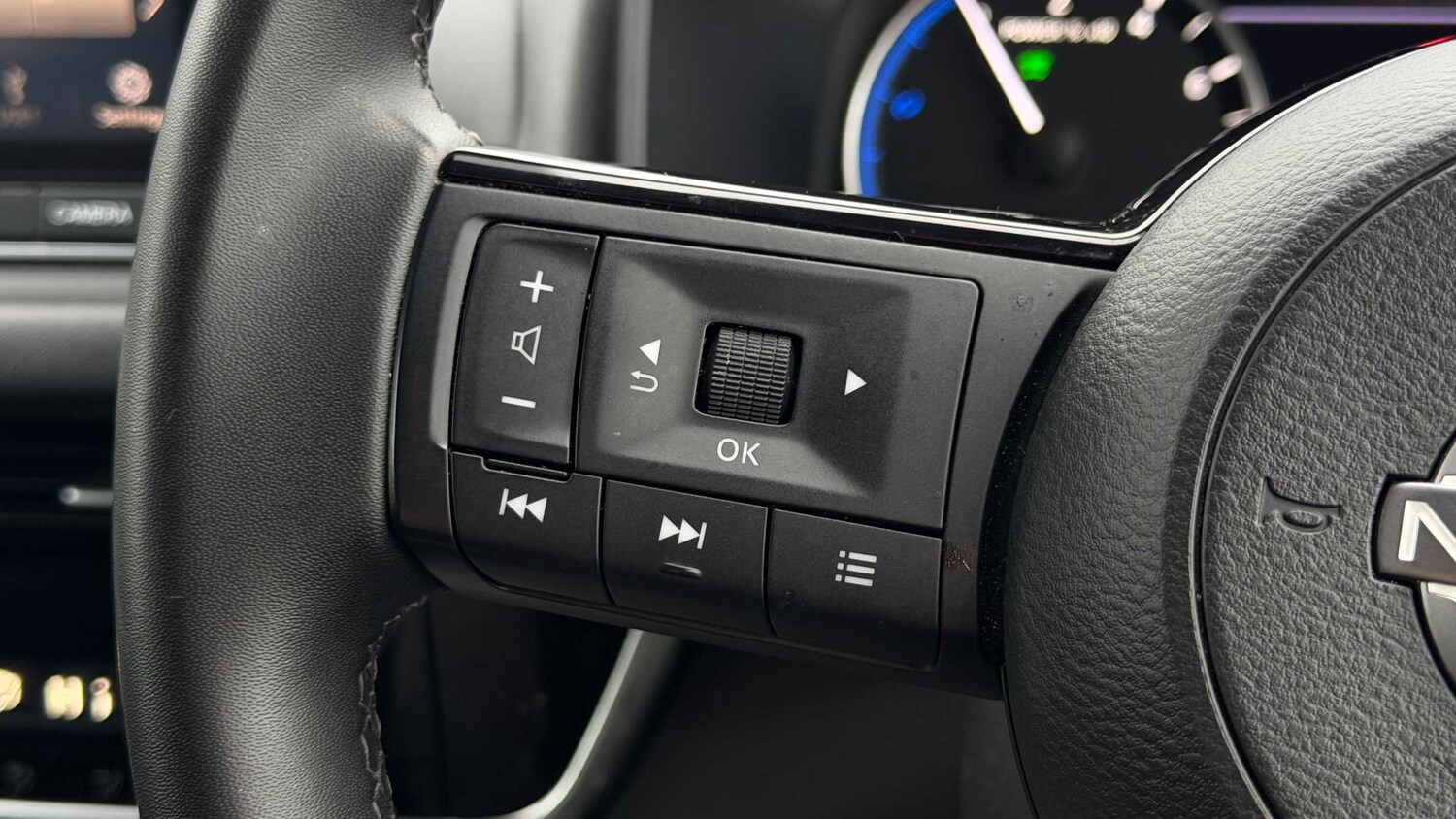 Used Nissan Qashqai for sale - 77858677: Photo 11