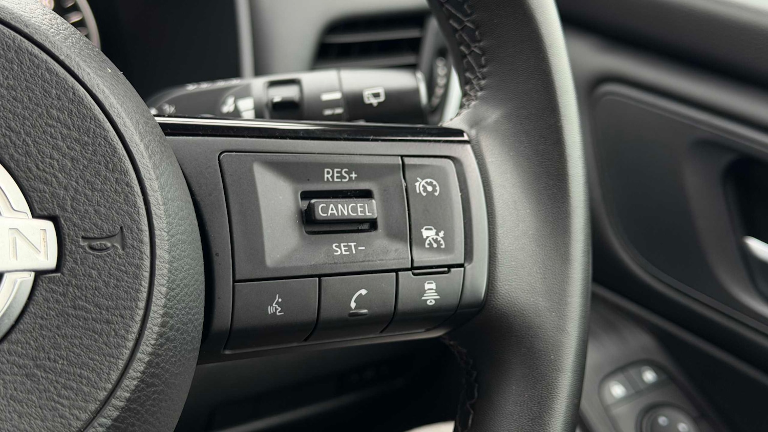 Used Nissan Qashqai for sale - 77858677: Photo 12