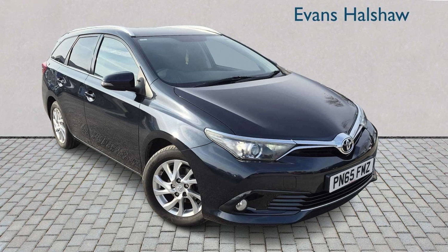 Used Toyota Auris 2015 for sale - 77961068: Photo 1