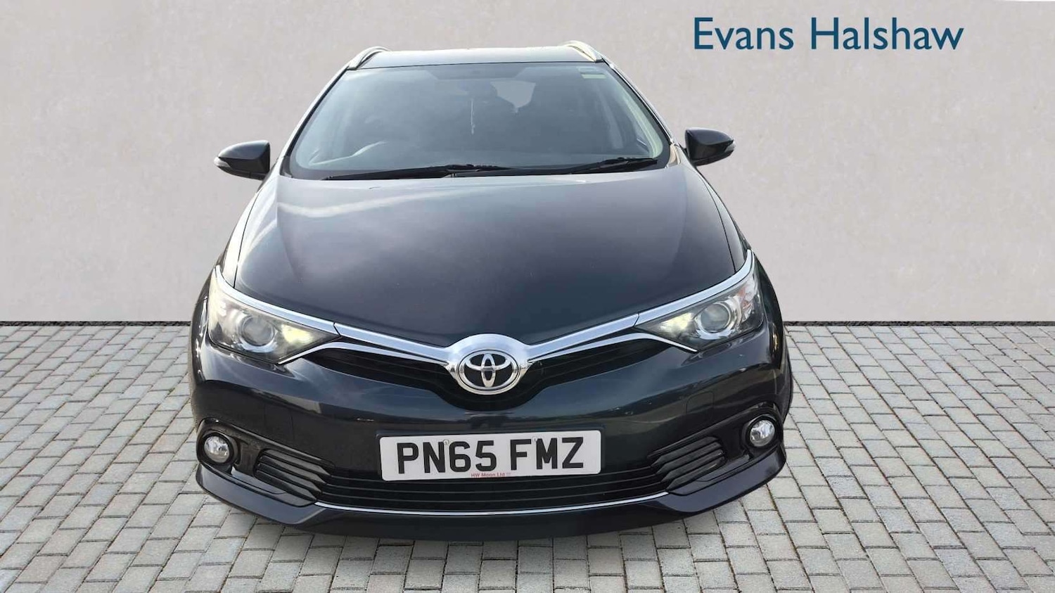 Used Toyota Auris 2015 for sale - 77961068: Photo 4