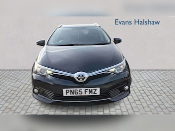 Used Toyota Auris 2015 for sale - 77961068: Photo