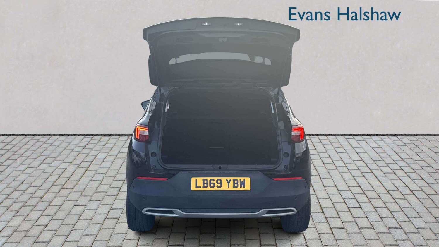 Used Vauxhall Grandland X for sale - 77857162: Photo 8