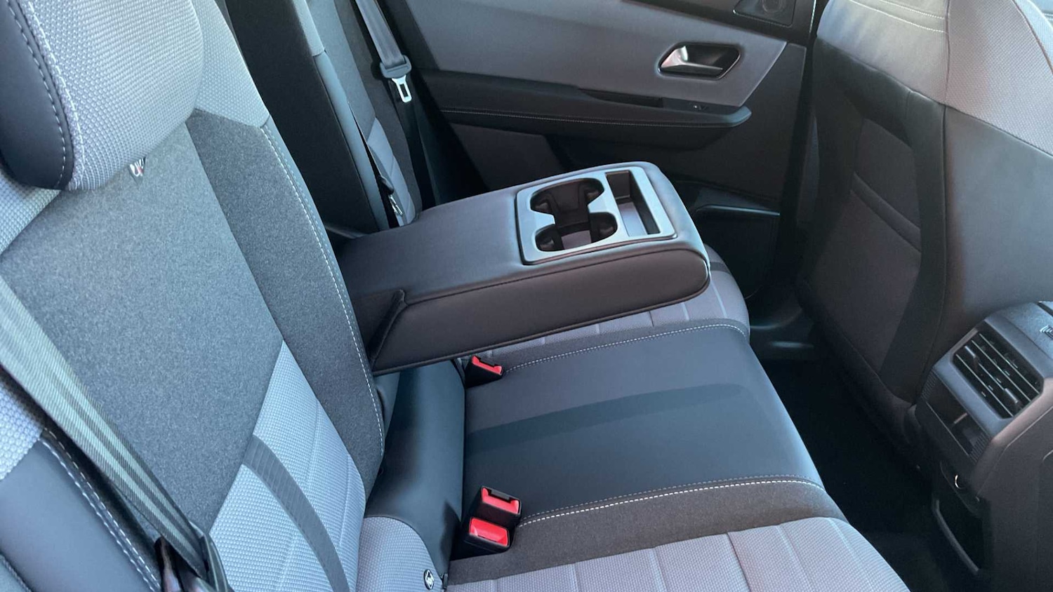 Used Vauxhall Grandland for sale - 77861353: Photo 17