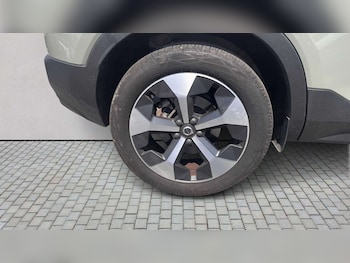 Used Volvo XC40 2025 for sale - 79390834: Photo