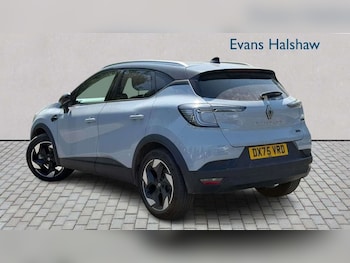 Used Renault Captur 2025 for sale - 79270774: Photo