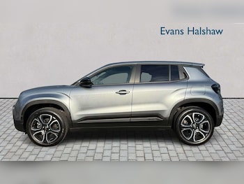 Used Jeep Avenger 2025 for sale - 79523671: Photo