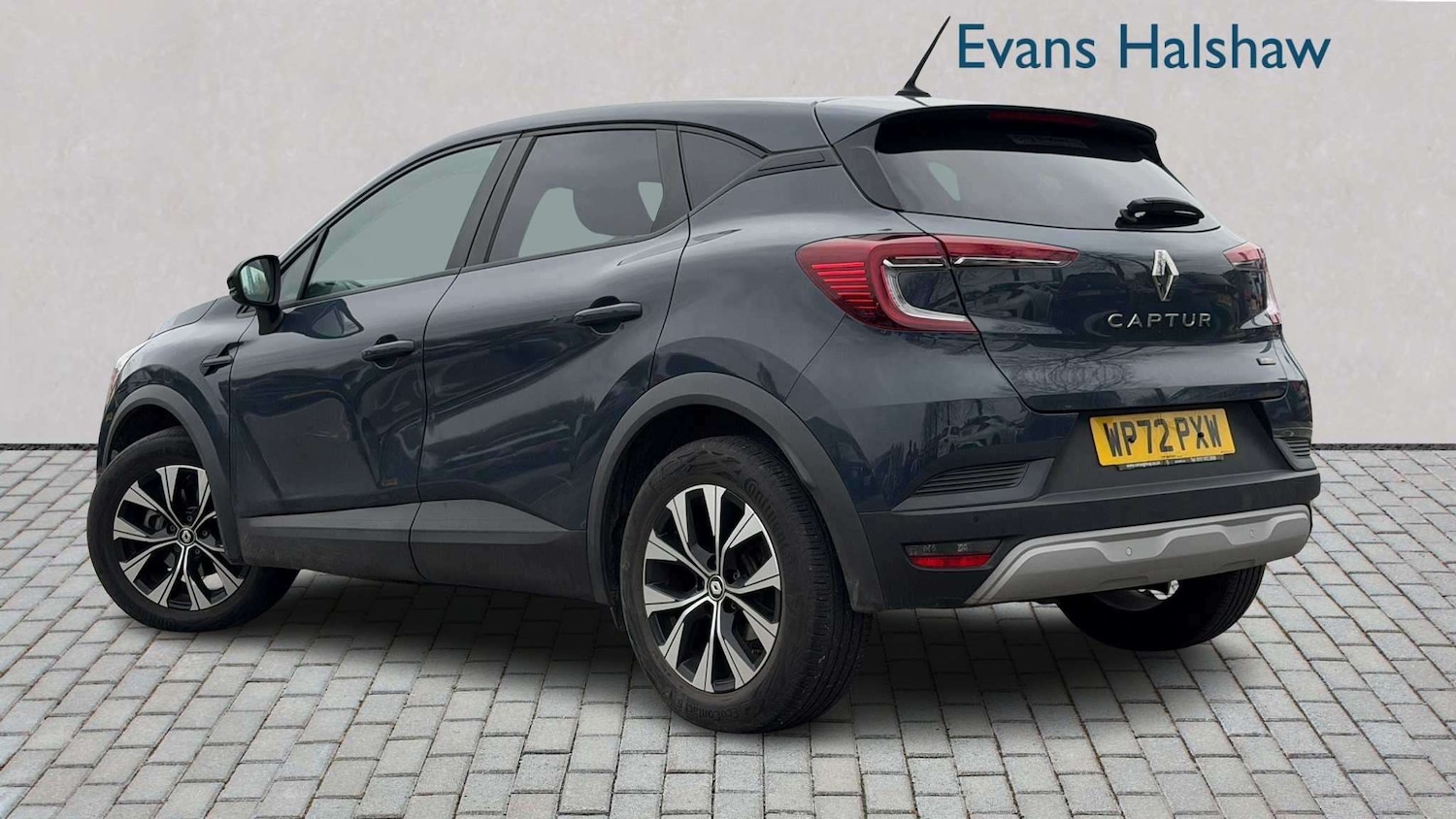 Used Renault Captur for sale - 78104874: Photo 3