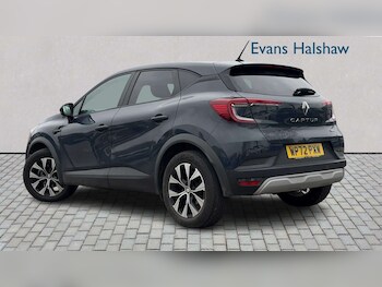 Used Renault Captur 2023 for sale - 78104874: Photo