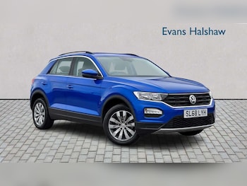 Used Volkswagen T-Roc 2018 for sale - 79443686: Photo