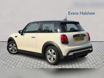 Used MINI Hatch 2021 for sale - 79486534: Photo