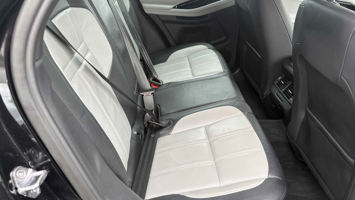 Used Land Rover Range Rover Evoque 2022 for sale - 77859623: Photo 10