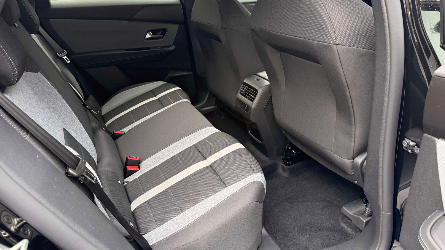 Used Vauxhall Grandland for sale - 77862330: Photo 10