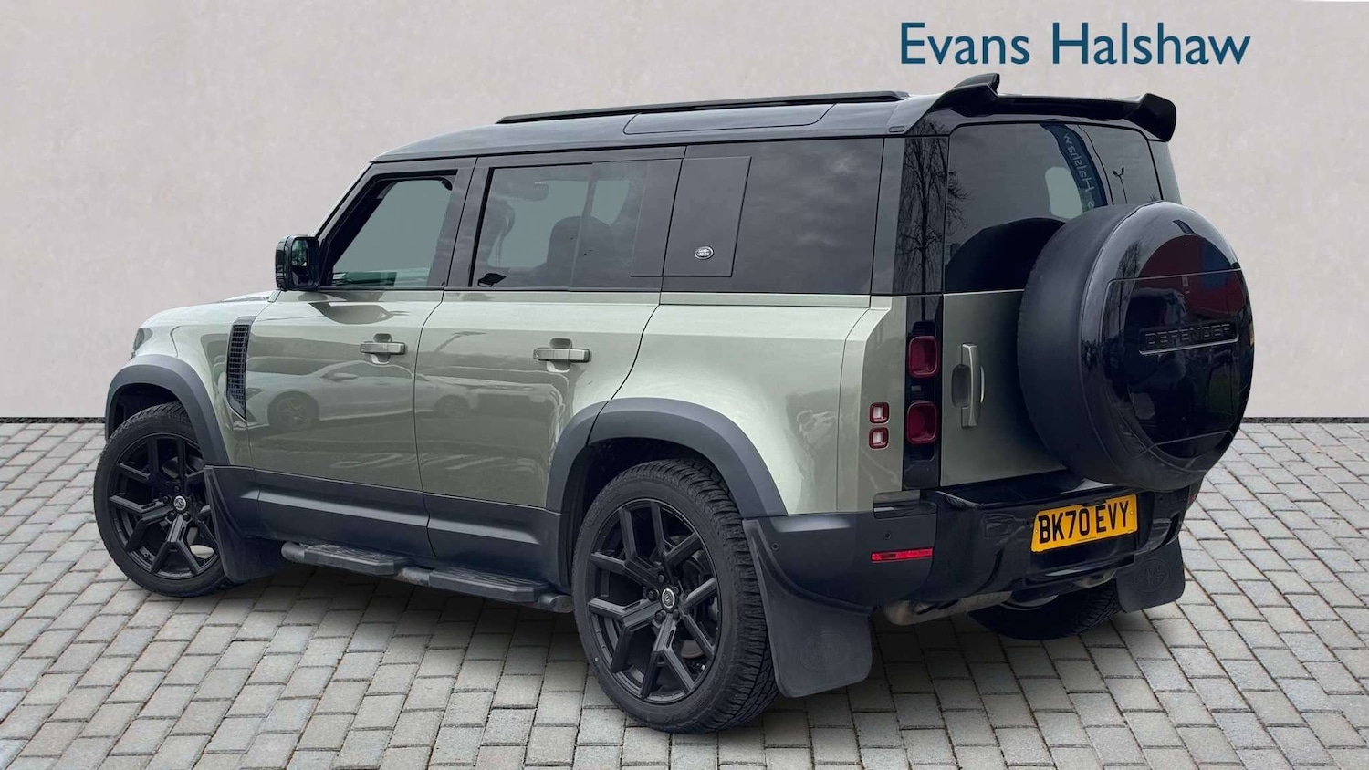 Used Land Rover Defender 2020 for sale - 78089867: Photo 3