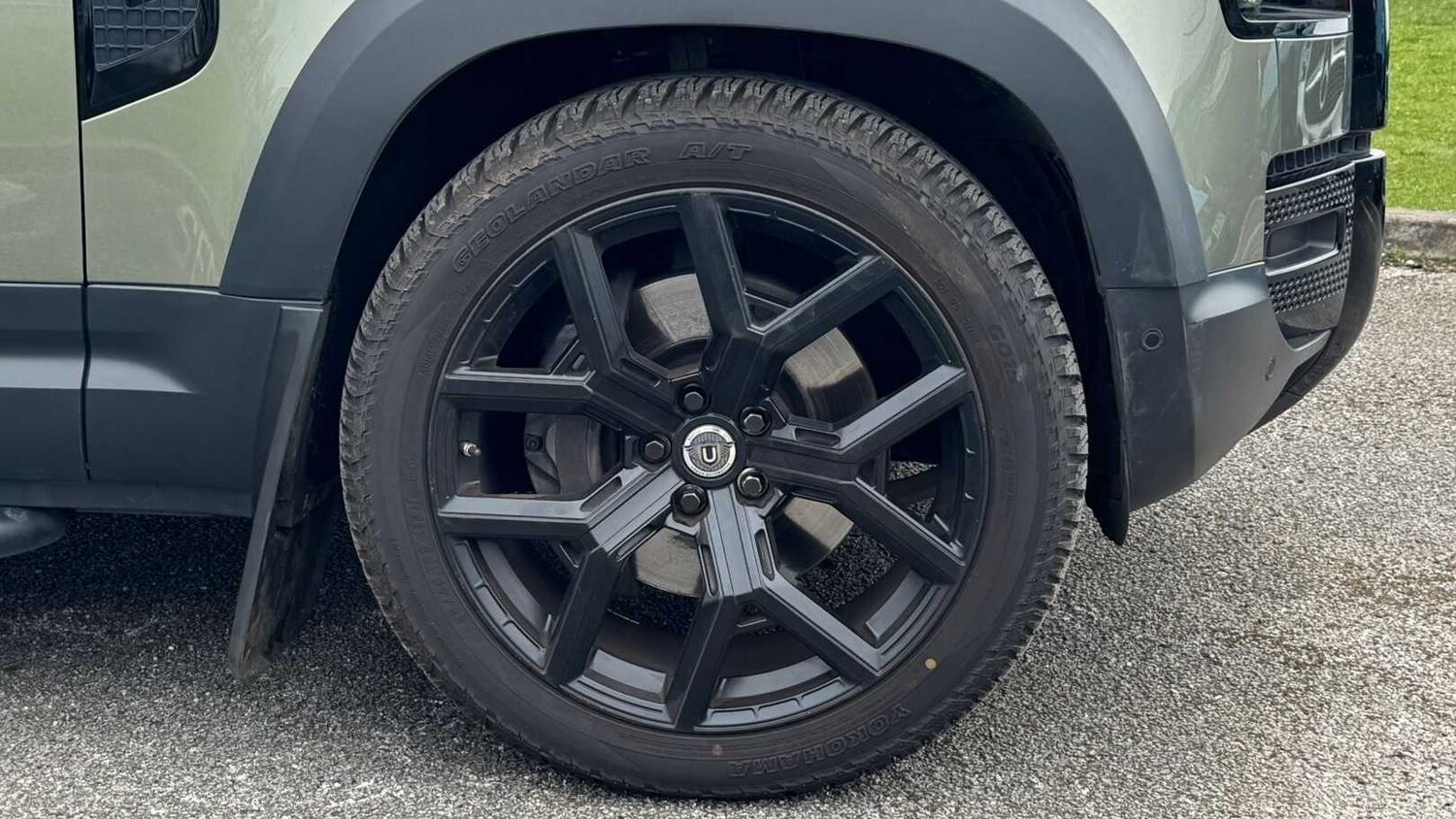 Used Land Rover Defender 2020 for sale - 78089867: Photo 8