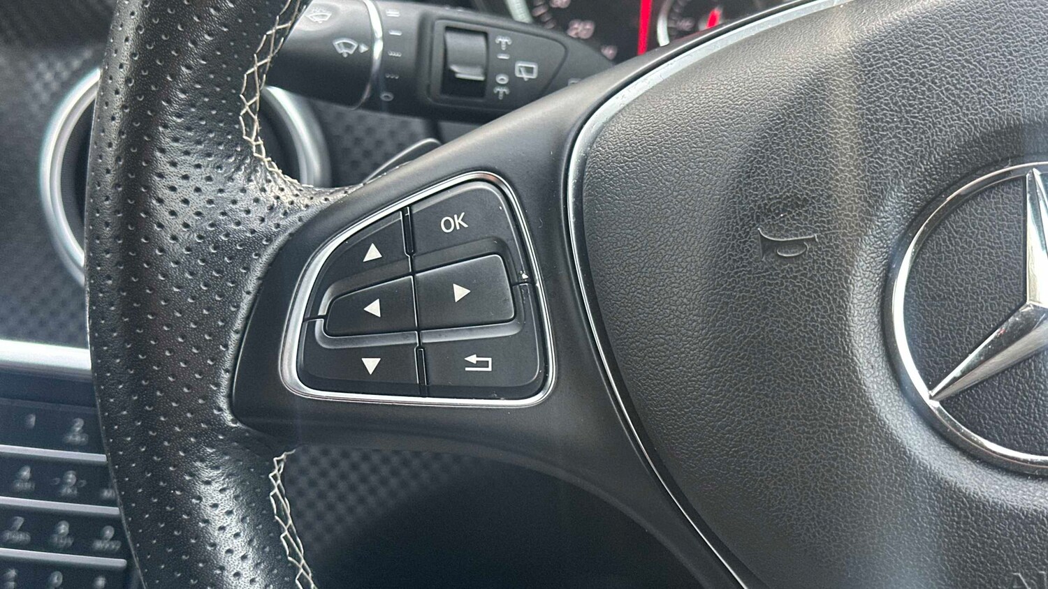 Used Mercedes-Benz A-Class for sale - 77858350: Photo 16