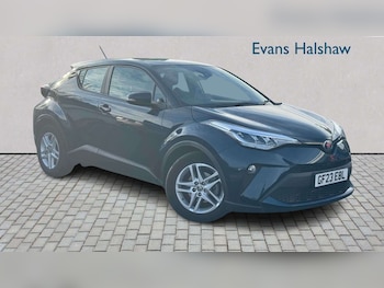 Used Toyota C-HR 2023 for sale - 78248210: Photo