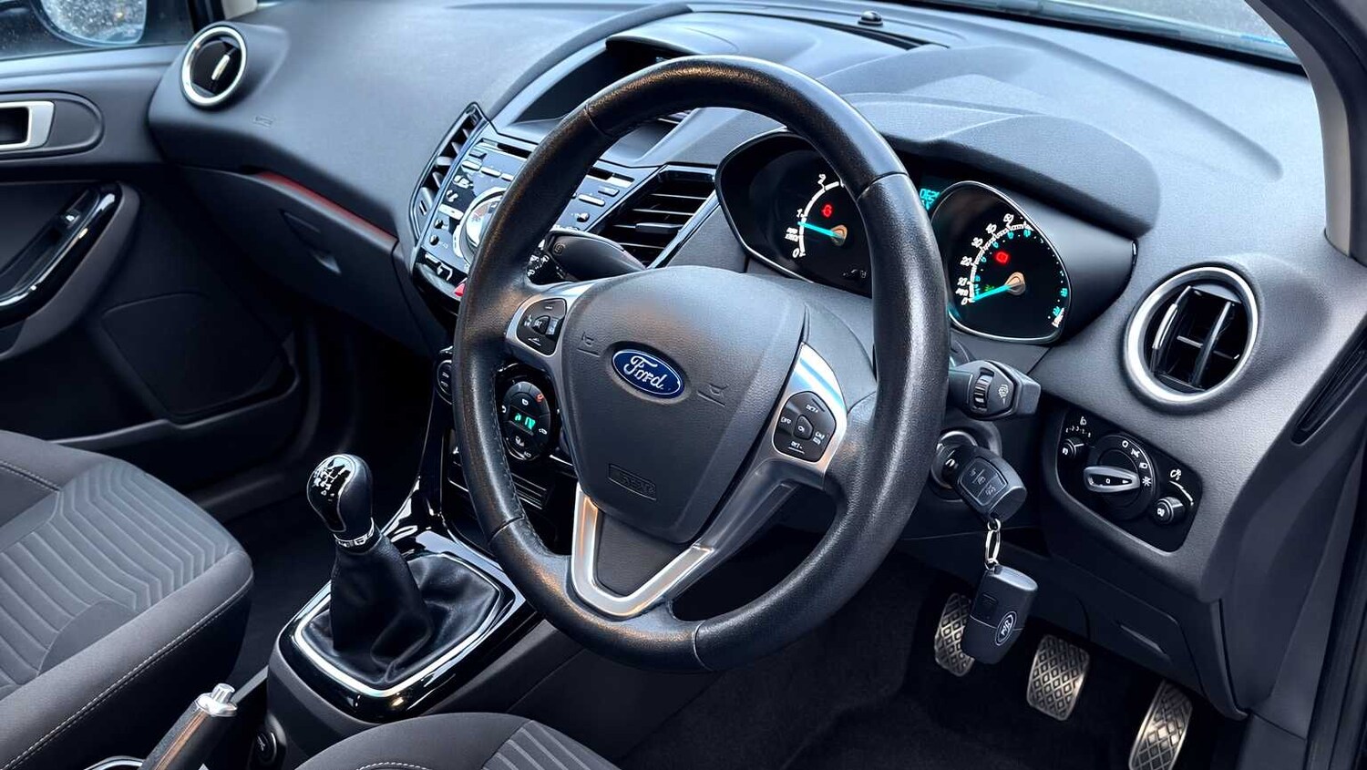 Used Ford Fiesta 2015 for sale - 77894354: Photo 8