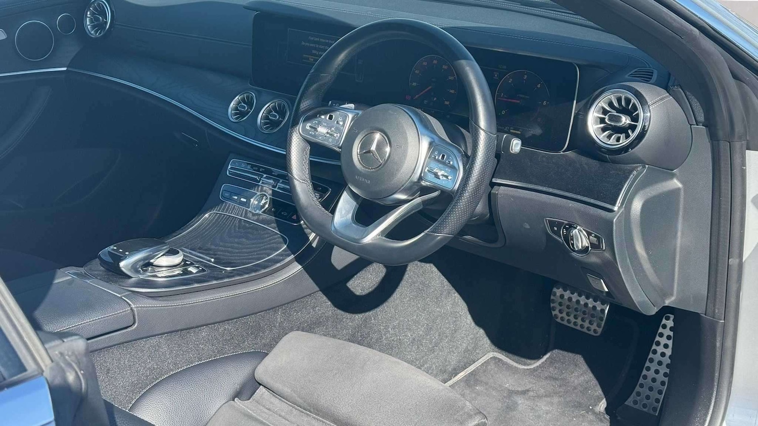 Used Mercedes-Benz E Class 2020 for sale - 77928584: Photo 7