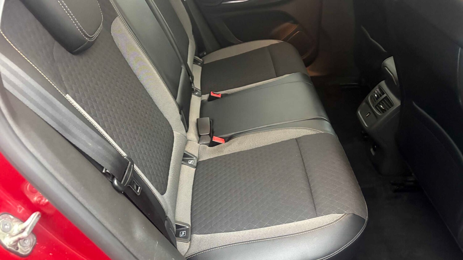 Used Vauxhall Crossland 2022 for sale - 77857015: Photo 13