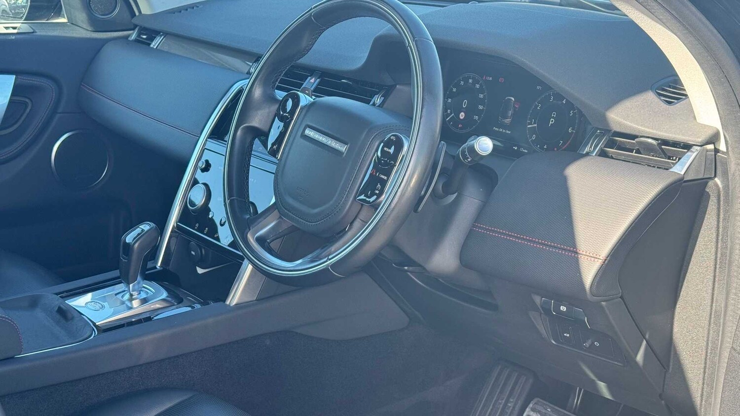 Used Land Rover Discovery Sport for sale - 77862108: Photo 15