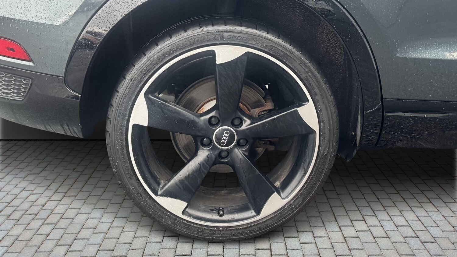 Used Audi Q3 2018 for sale - 77858579: Photo 9