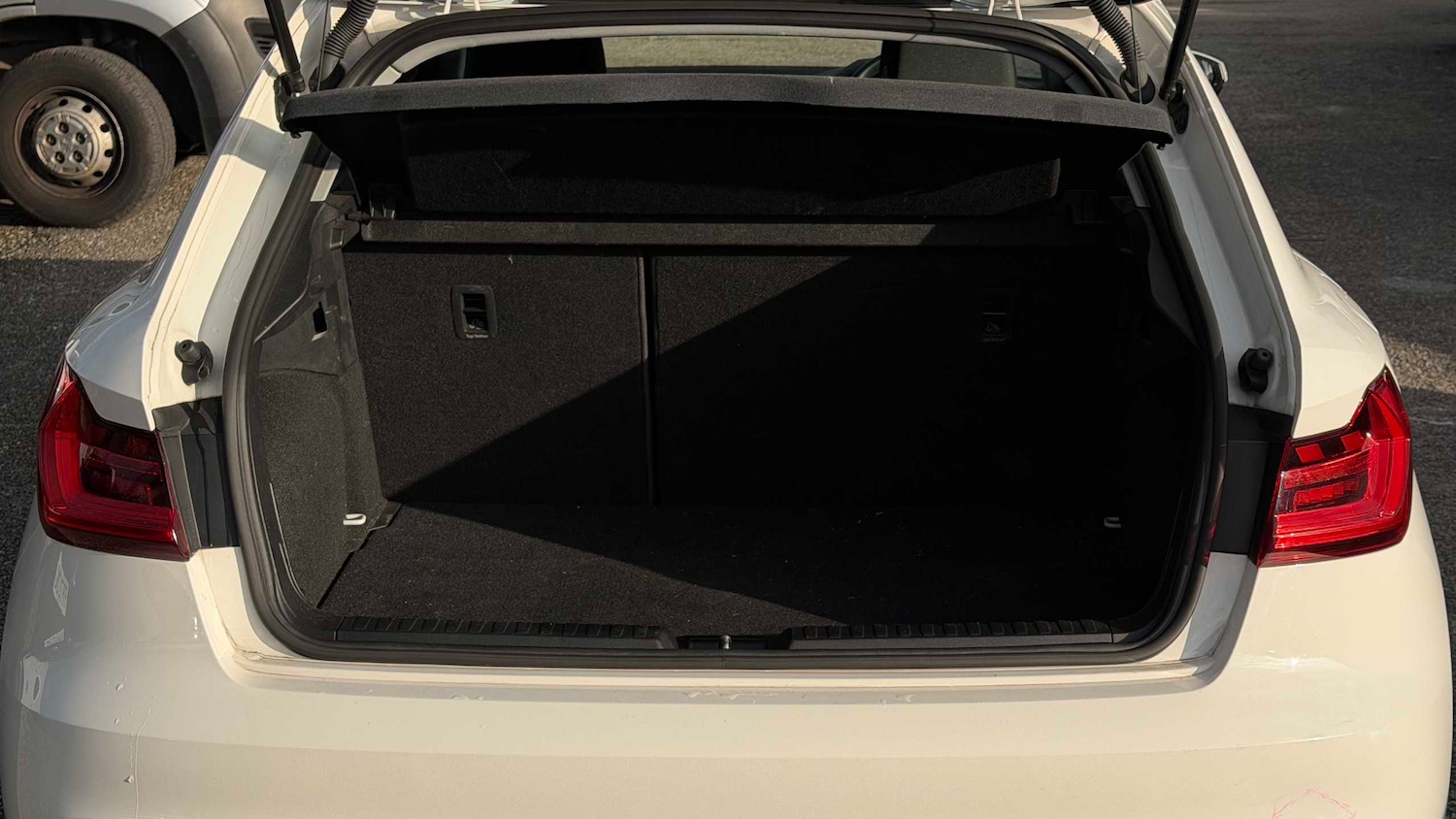 Used Audi A1 2023 for sale - 77858394: Photo 8