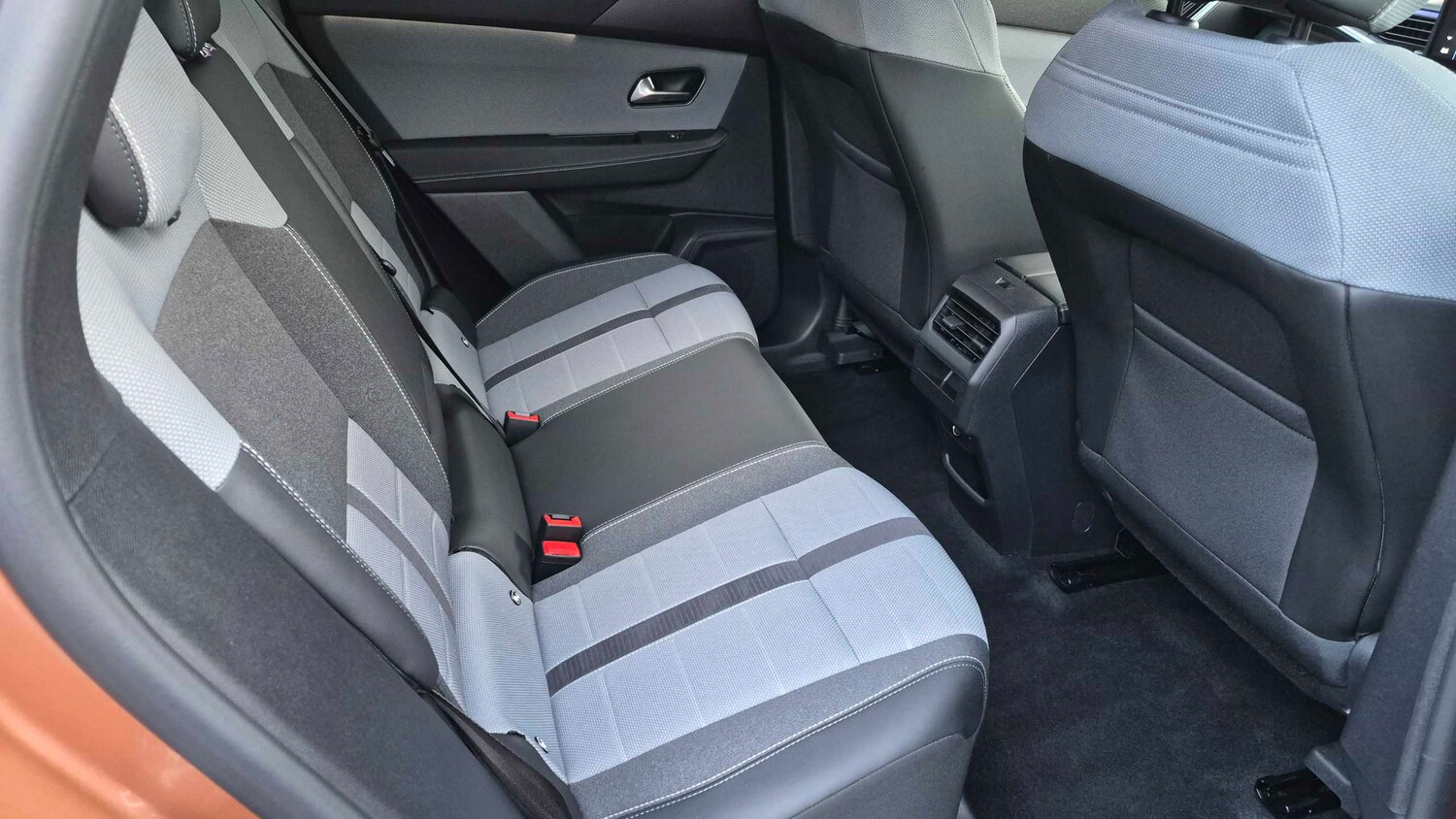 Used Vauxhall Grandland for sale - 77859849: Photo 12