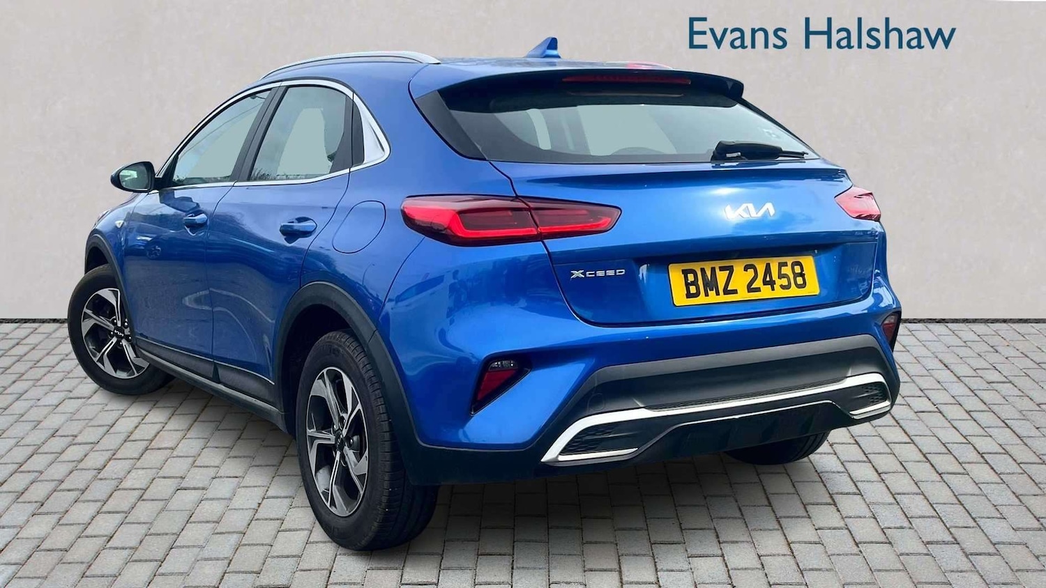 Used Kia XCeed 2023 for sale - 78037491: Photo 3
