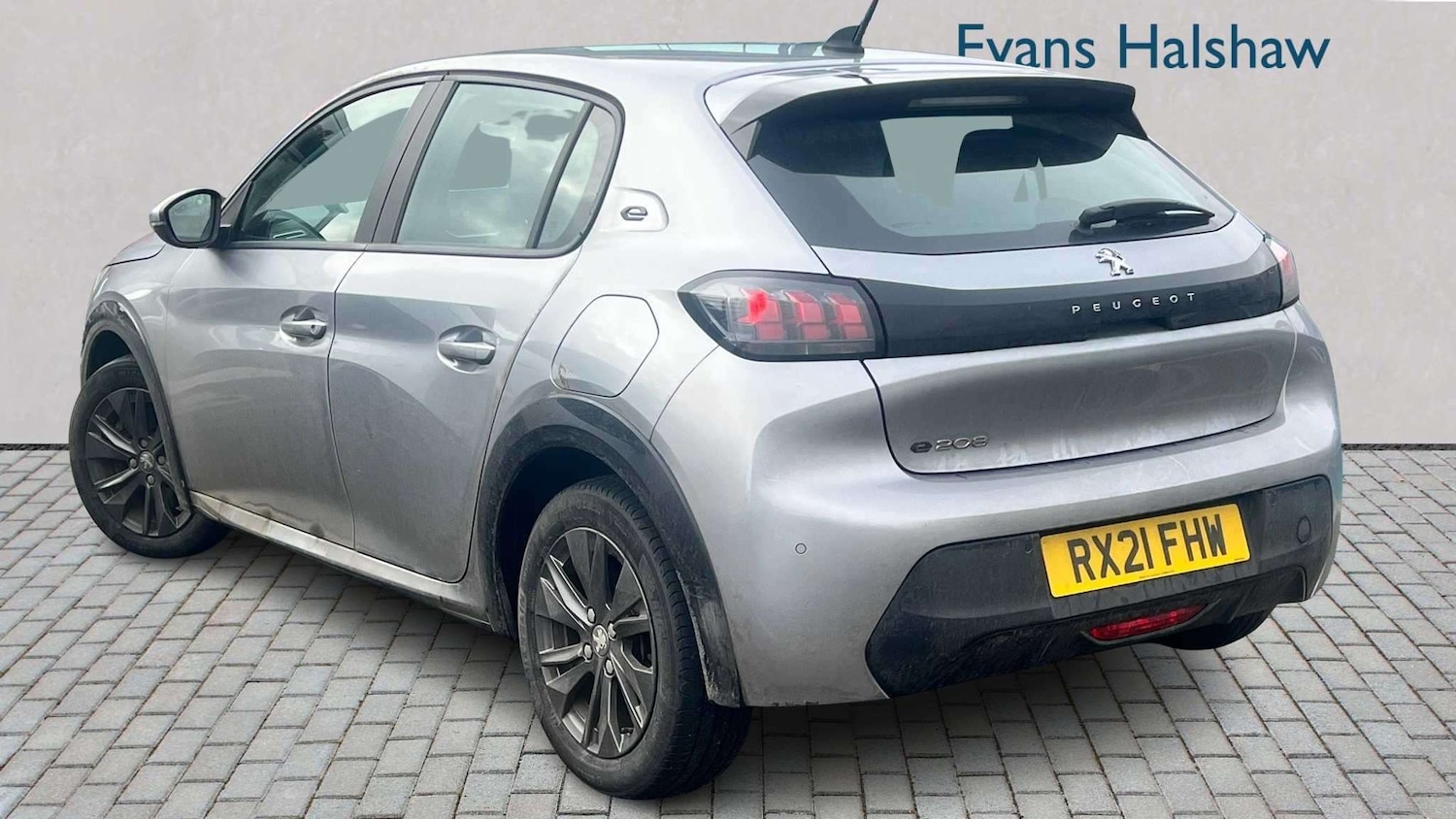 Used Peugeot 208 for sale - 77859339: Photo 3