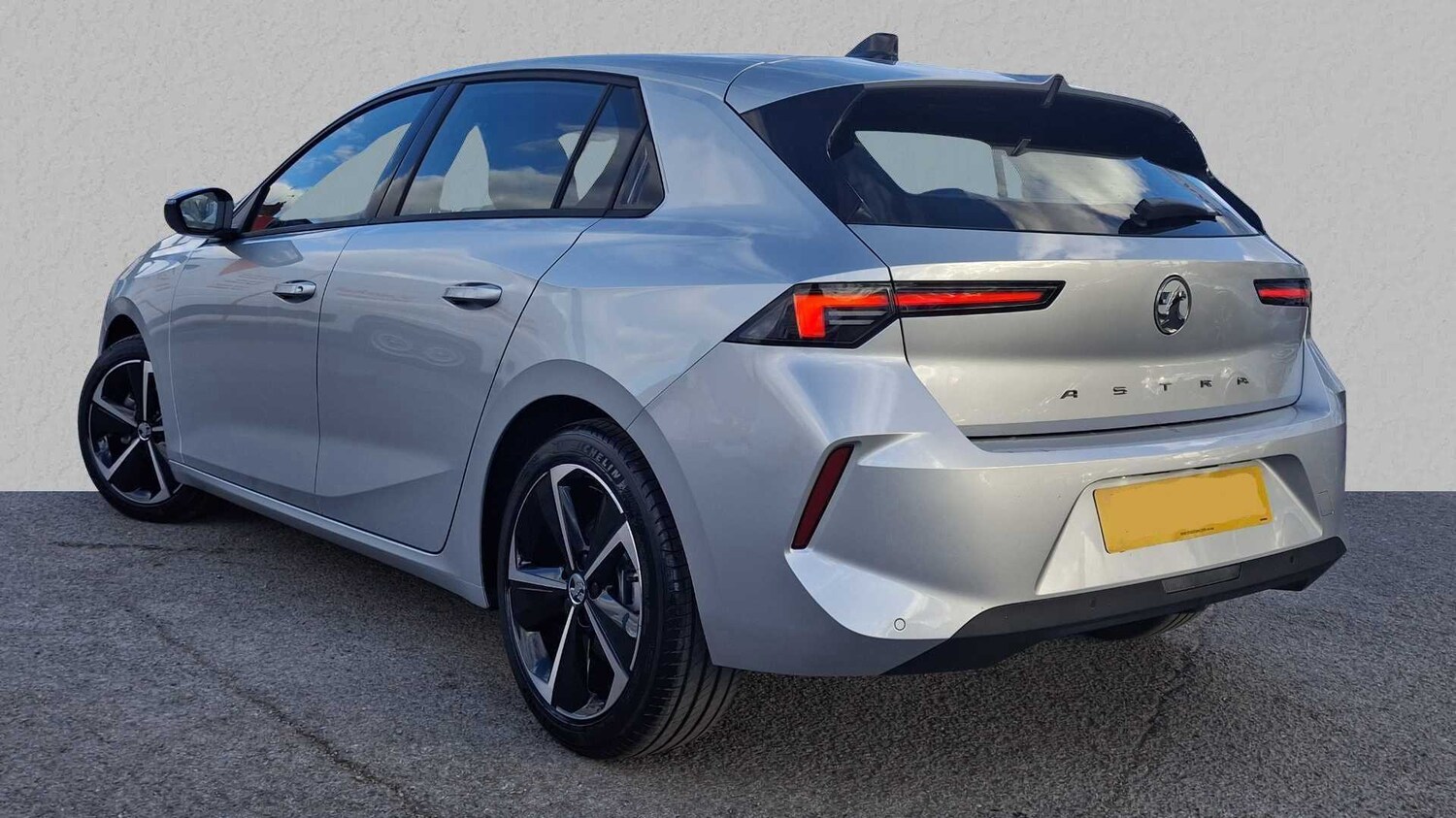Used Vauxhall Astra for sale - 77861501: Photo 11