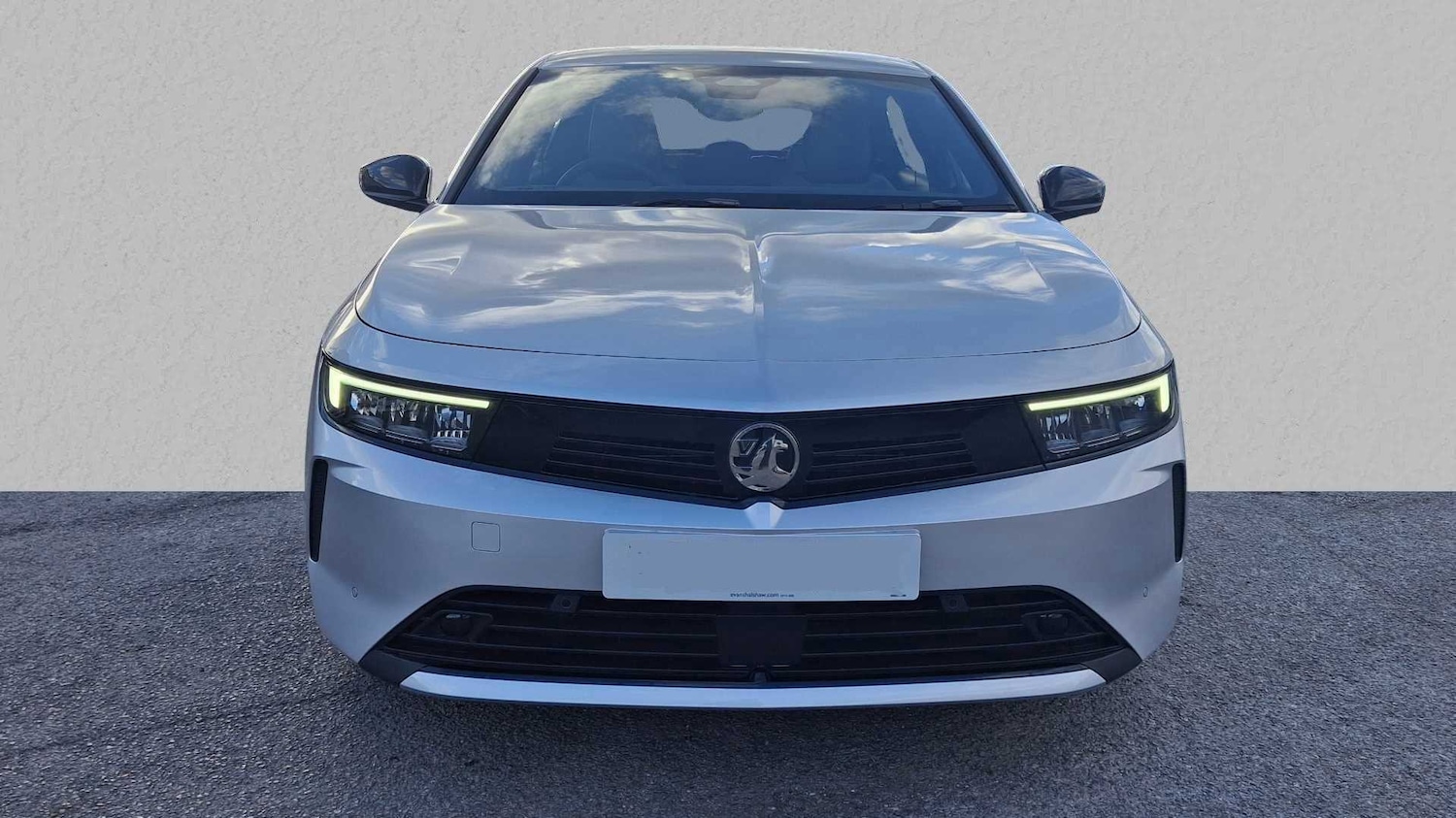 Used Vauxhall Astra for sale - 77861501: Photo 2