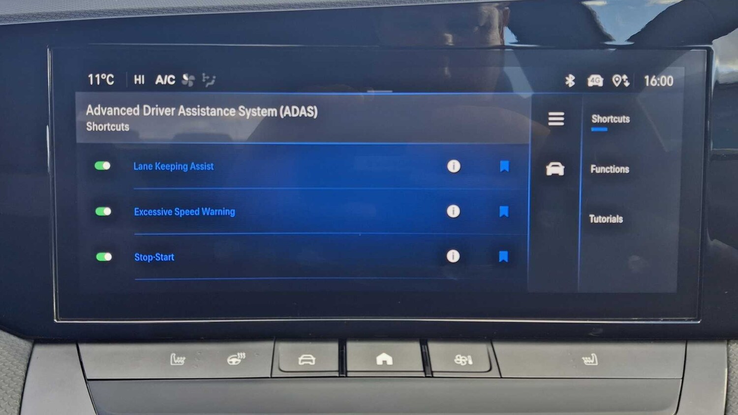 Used Vauxhall Astra for sale - 77861501: Photo 28