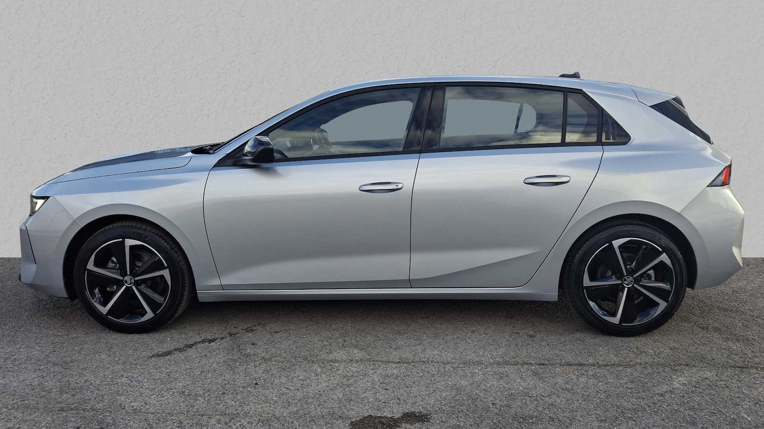 Used Vauxhall Astra for sale - 77861501: Photo 5