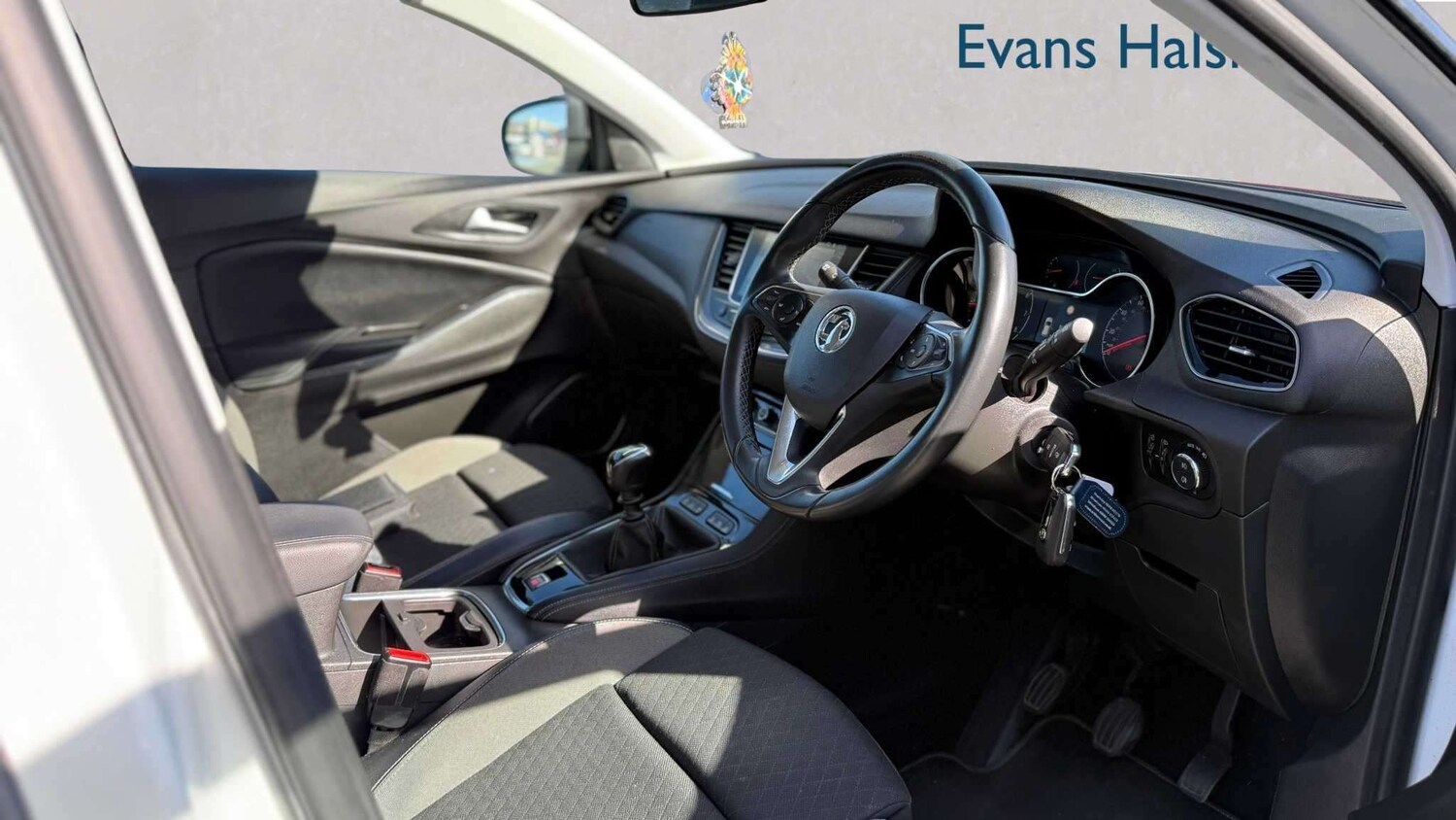 Used Vauxhall Grandland X 2019 for sale - 77942982: Photo 6