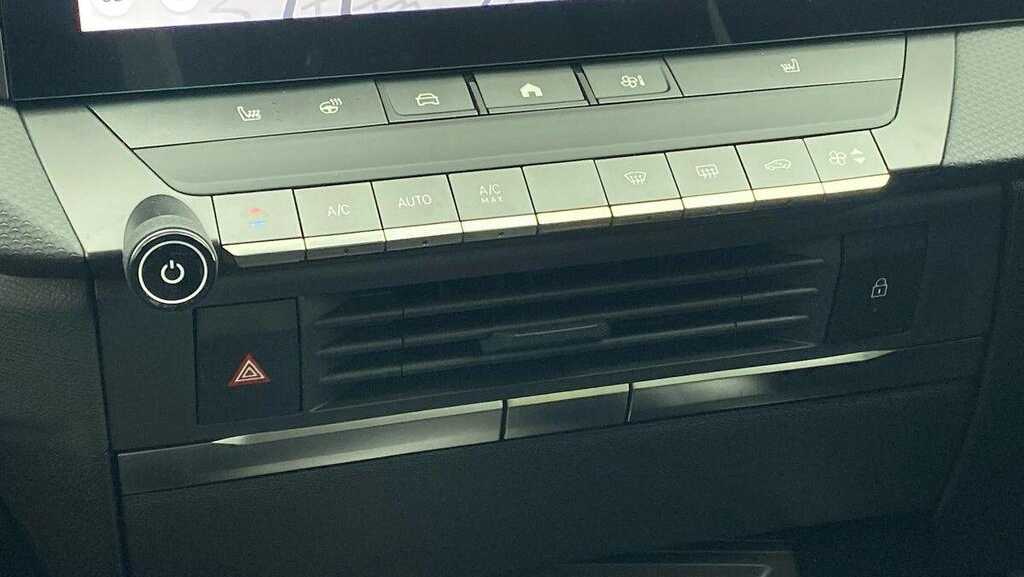 Used Vauxhall Astra for sale - 77858642: Photo 11