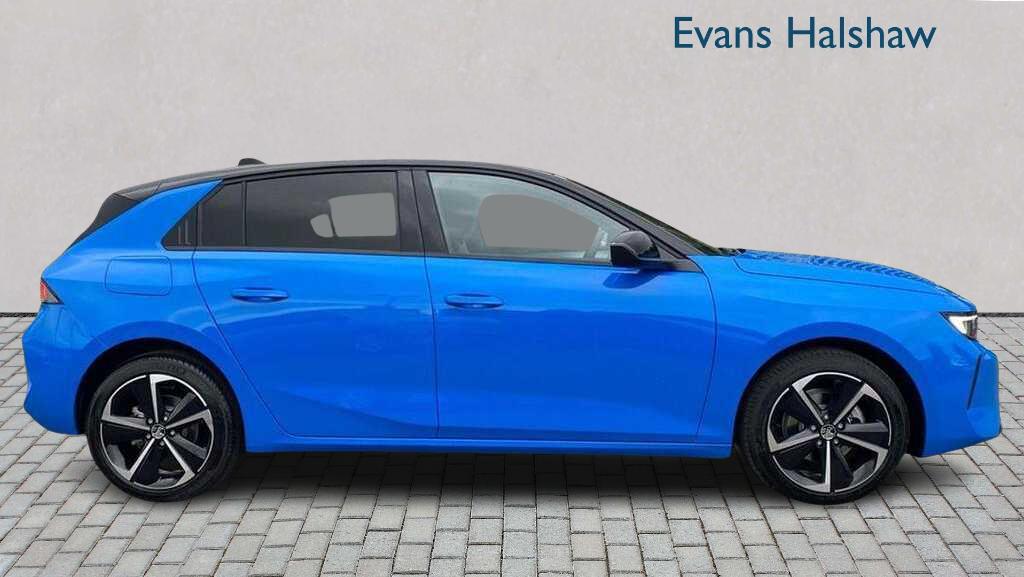 Used Vauxhall Astra for sale - 77858642: Photo 3