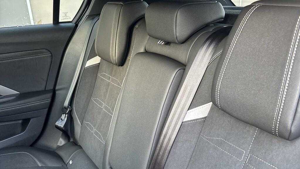 Used Vauxhall Astra for sale - 77859267: Photo 13